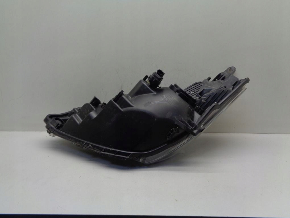 TOYOTA YARIS III LIFT 13- Right Headlight