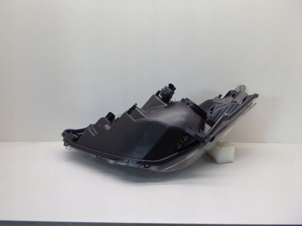 TOYOTA YARIS III LIFT 13- Right Headlight