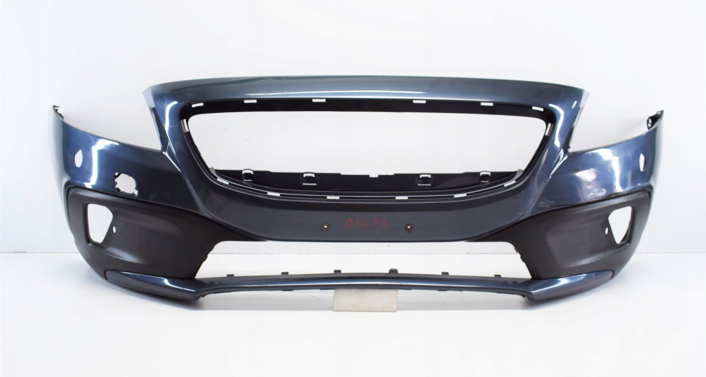 VOLVO V40 CROSS COUNTRY FRONT BUMPER SUPER CONDITION