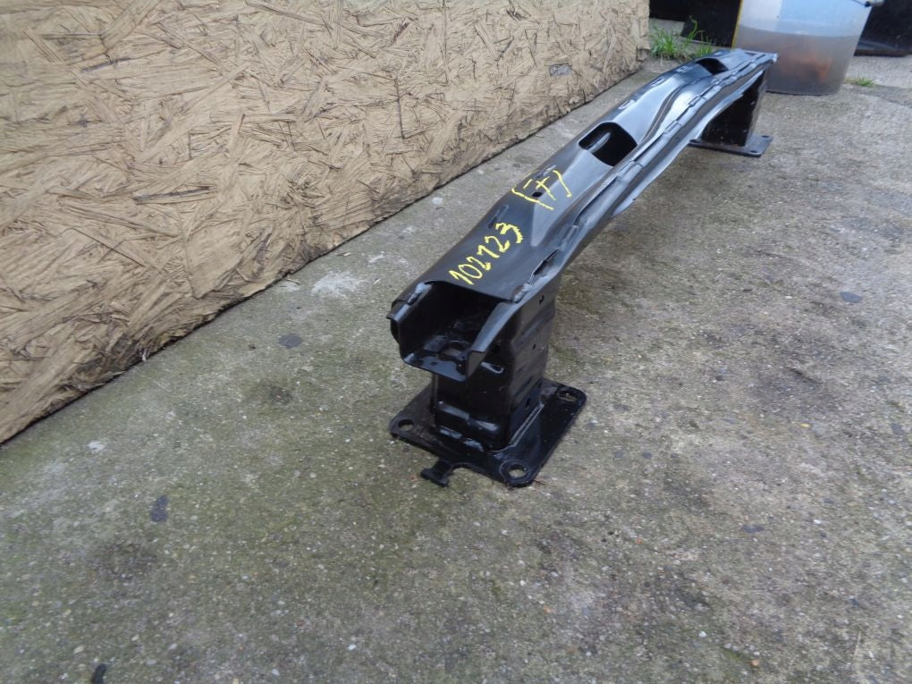 VW CADDY 2K7 21- Rear bumper beam