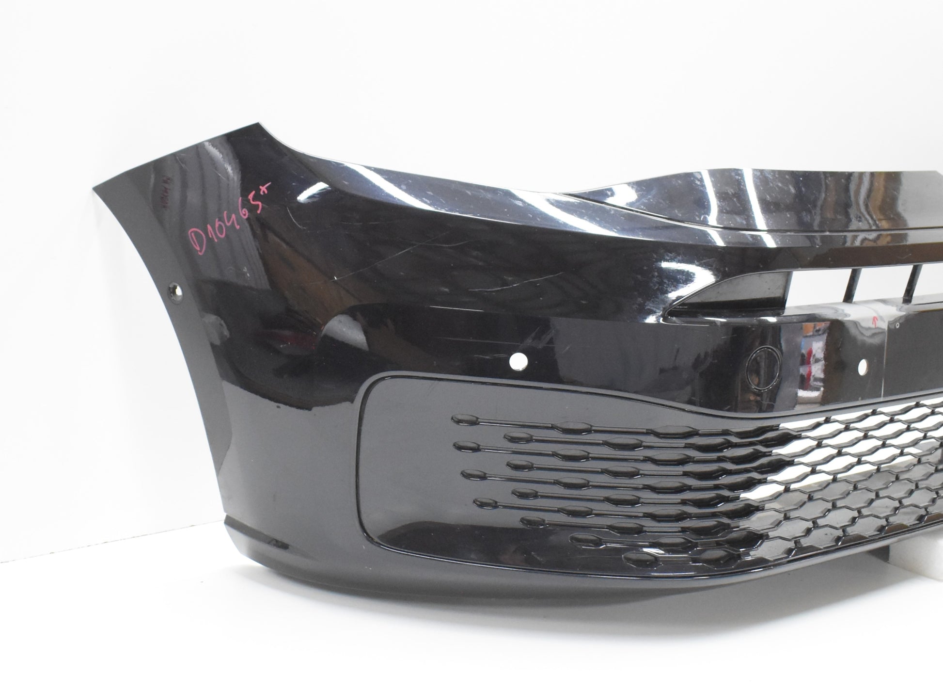 VW CADDY 2K7 FRONT BUMPER ORG