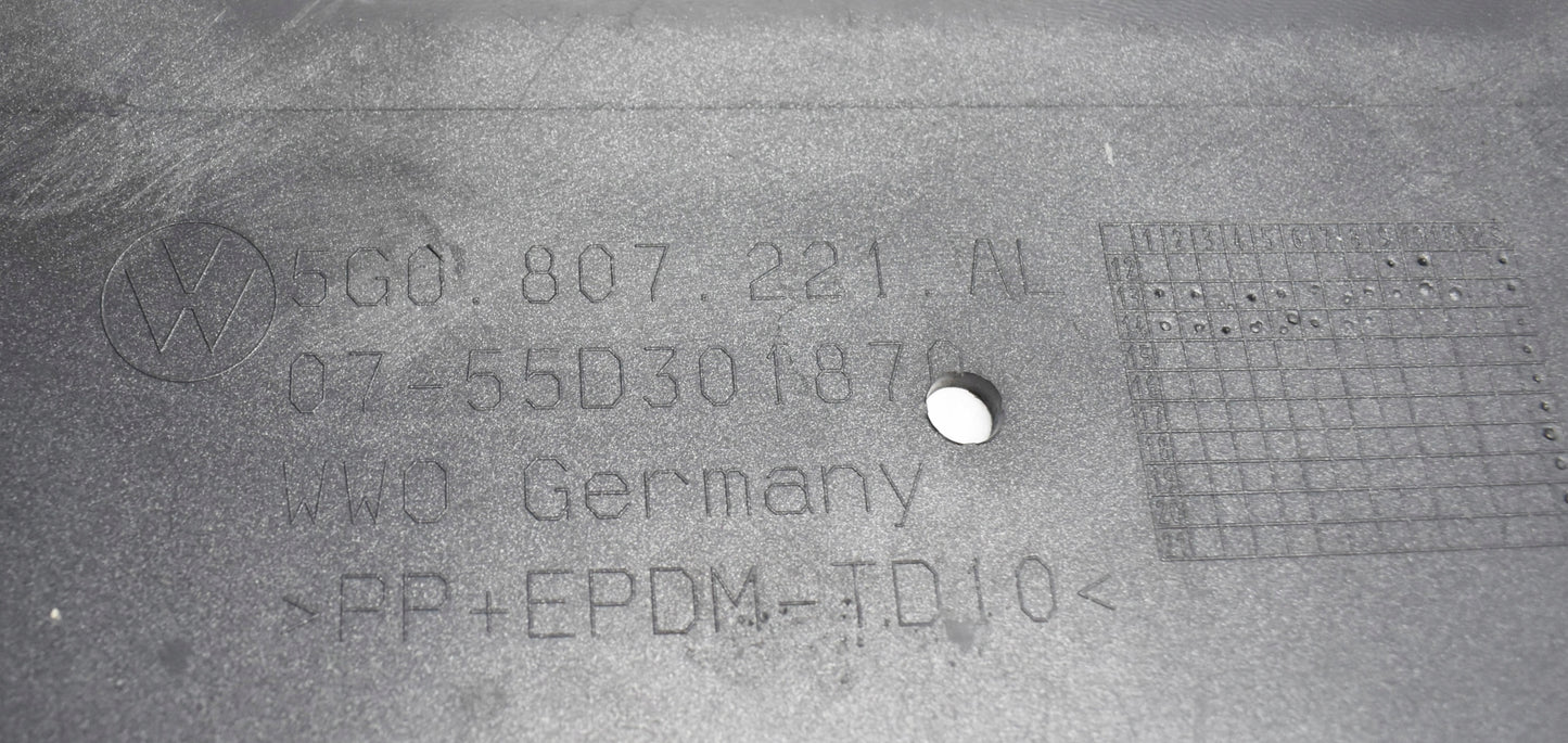 VW Golf R Line 5G0 Front Bumper - Excellent Original Condition