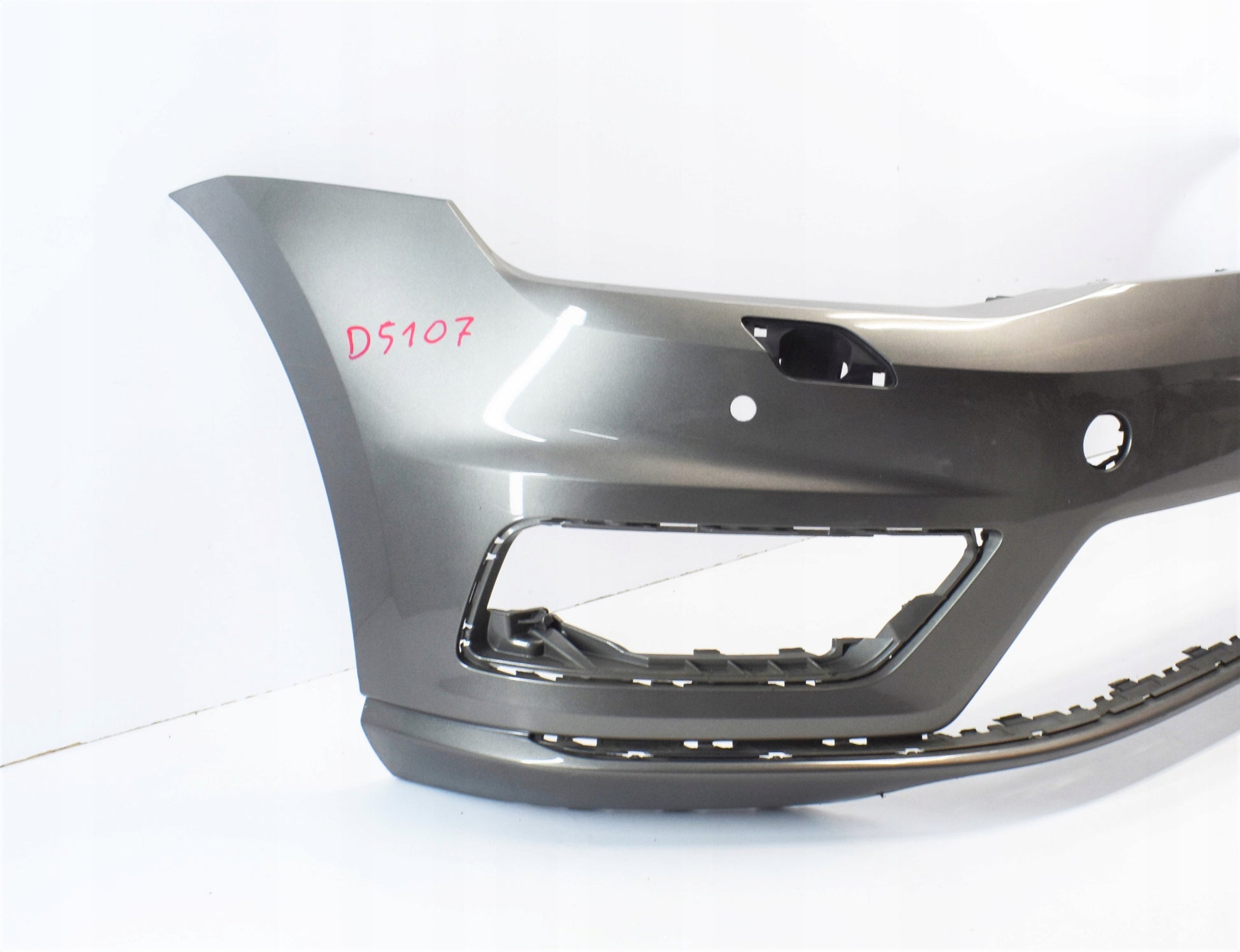 VW Golf R Line 5G0 Front Bumper - Excellent Original Condition