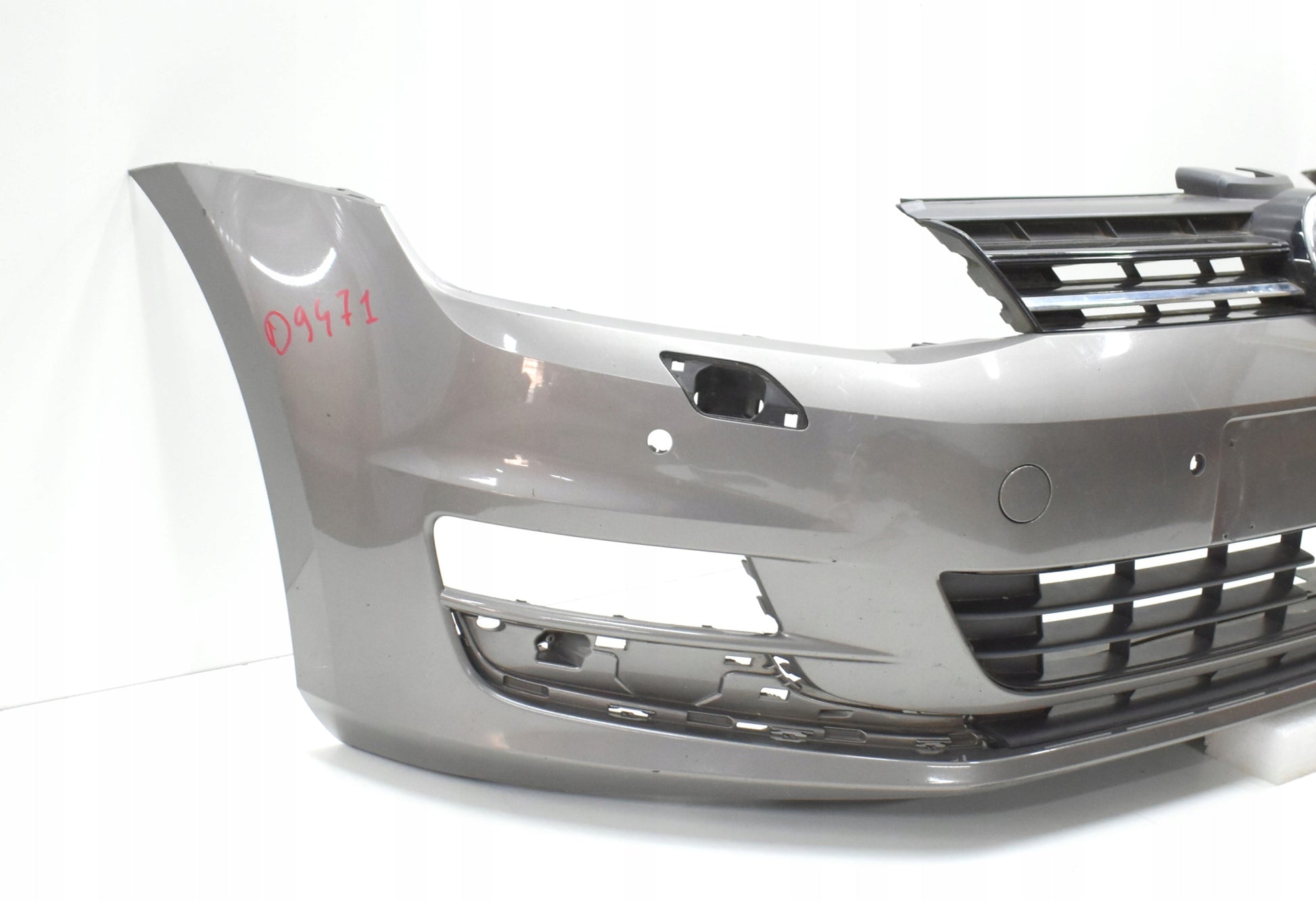 VW GOLF VII 5G0 FRONT BUMPER ORG + GRILLE + BOTTOM