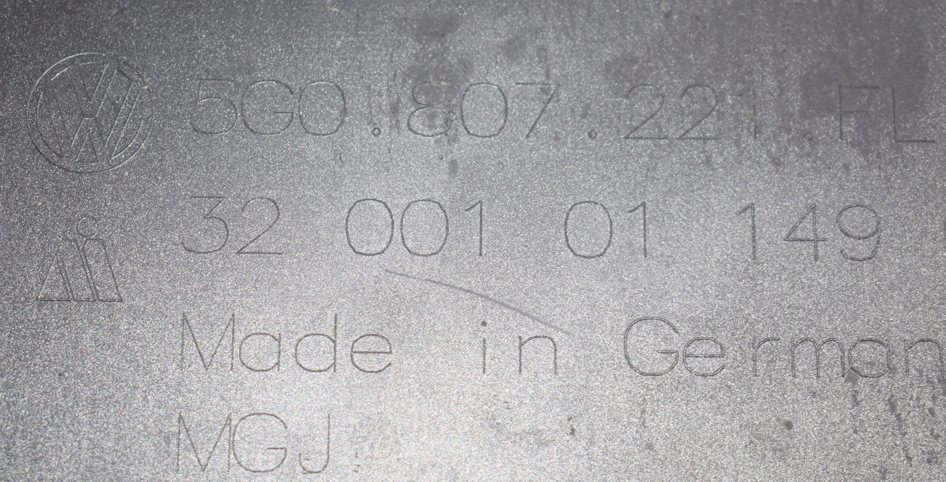 VW GOLF VII LIFT 5G0 FRONT BUMPER ORG