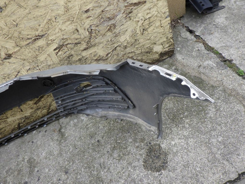 VW GOLF VIII 8 5H 5H0 20- Front Bumper