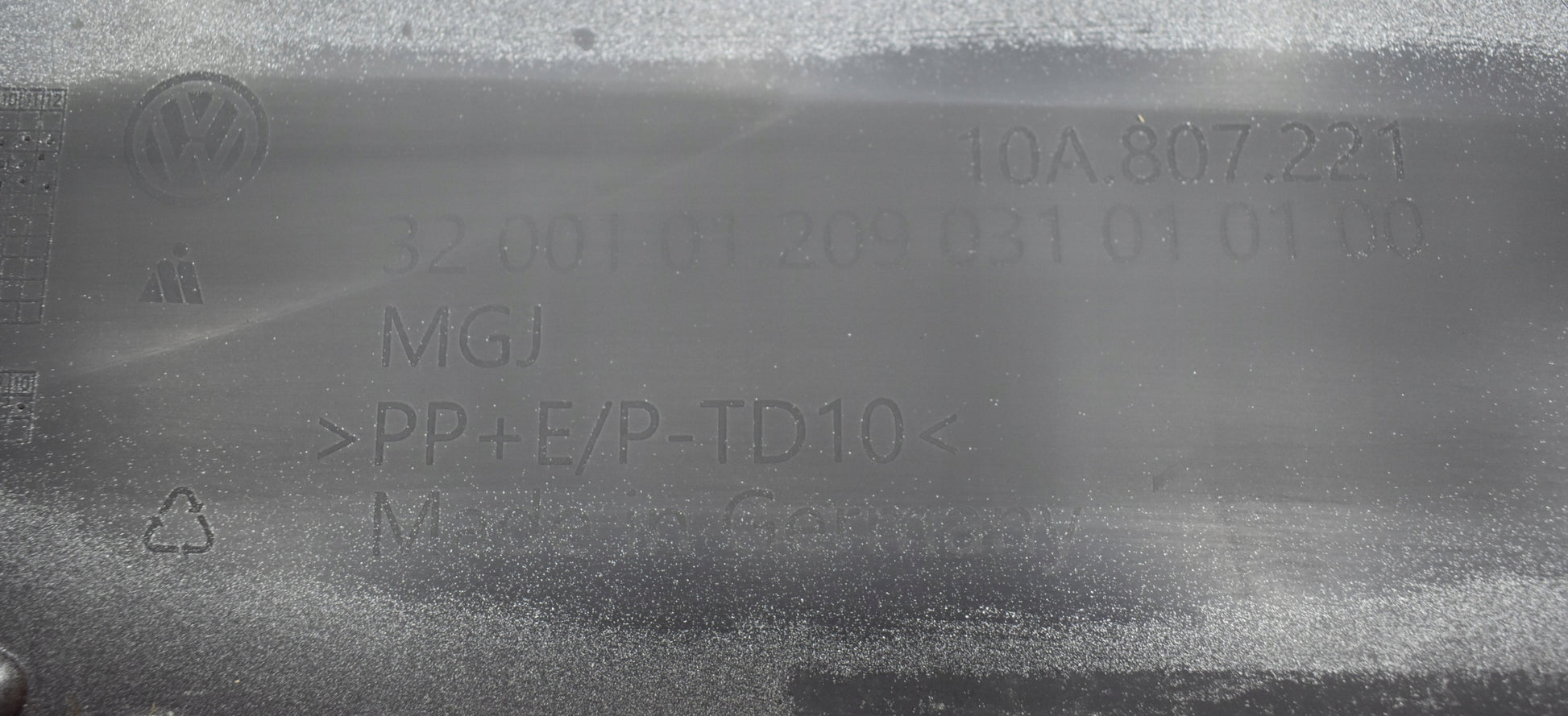 VW ID3 ID.3 10A FRONT BUMPER ORG