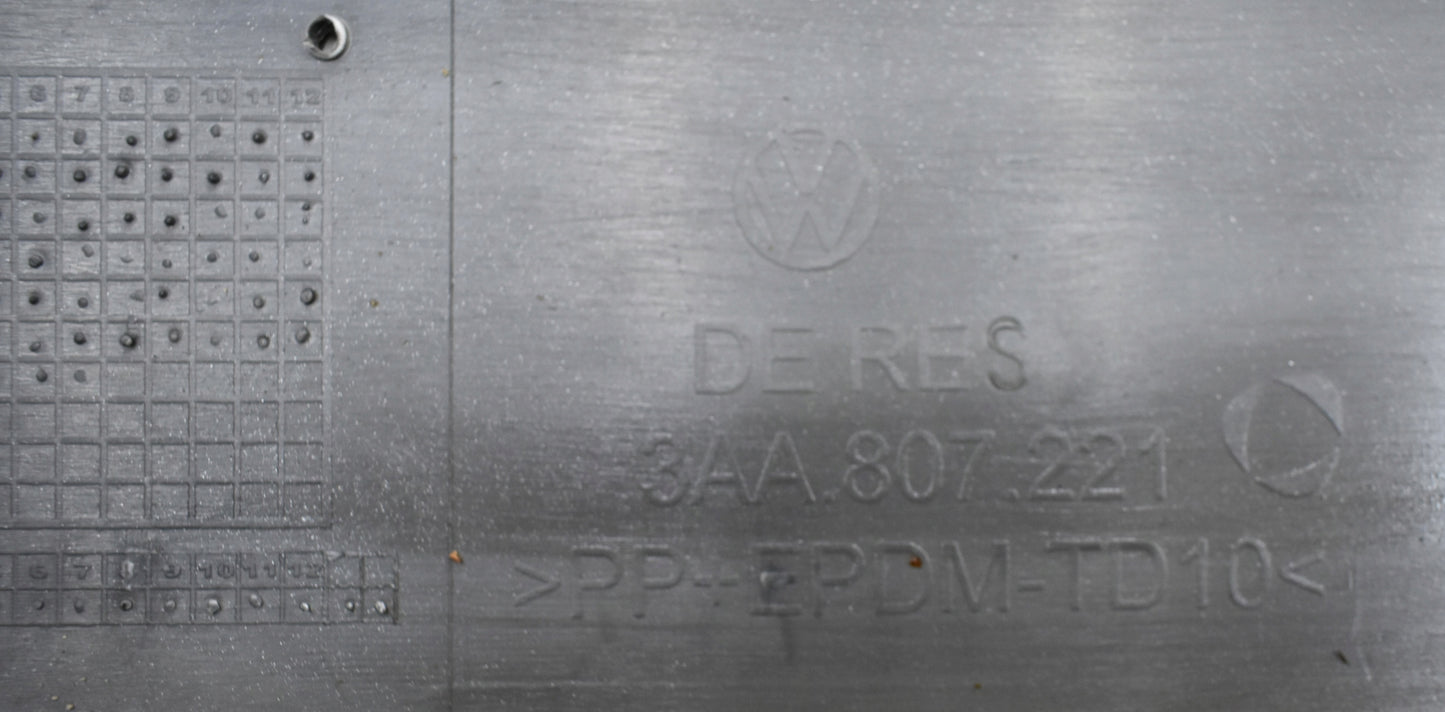 VW PASSAT B7 3AA FRONT BUMPER ORG