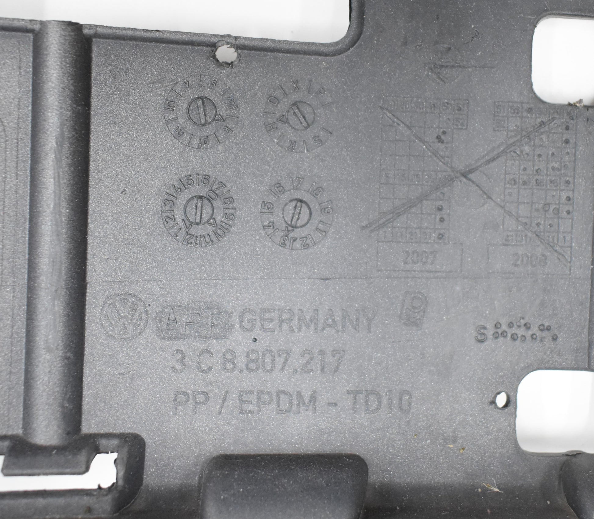 VW PASSAT CC 3C8 FRONT BUMPER ORG