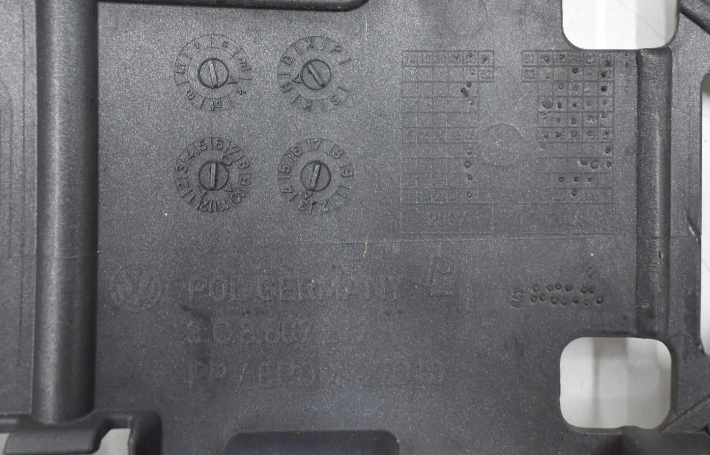 VW PASSAT CC 3C8 FRONT BUMPER ORG