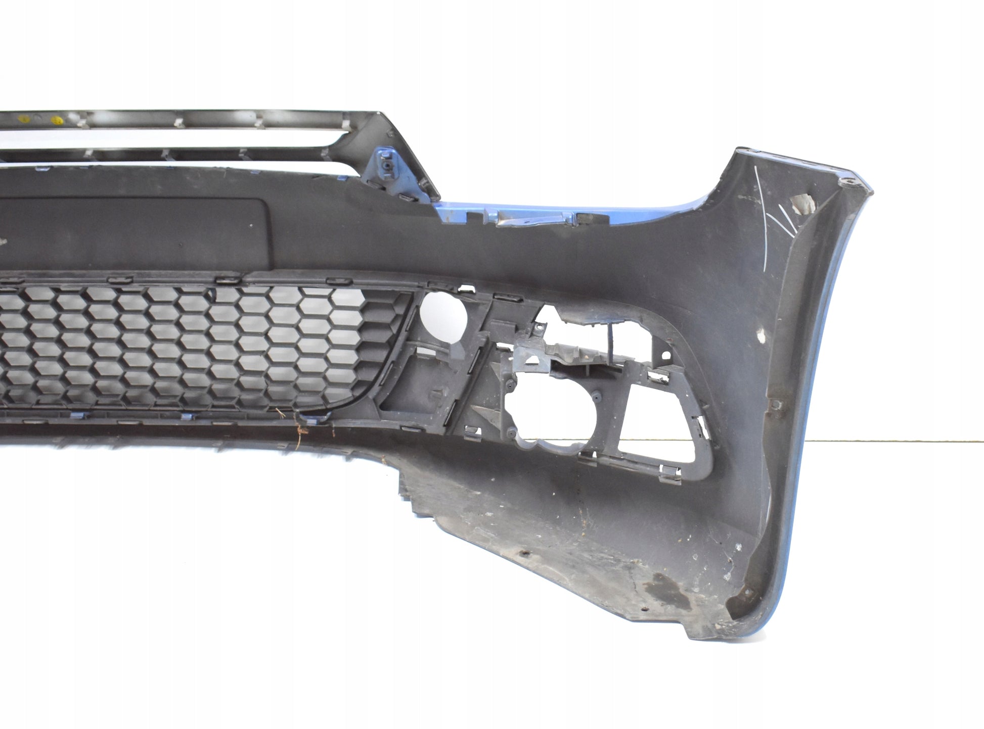 VW SCIROCCO 1K8 FRONT BUMPER ORG + GRILLE