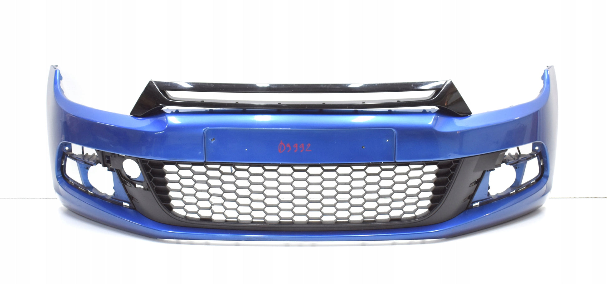VW SCIROCCO 1K8 FRONT BUMPER ORG + GRILLE
