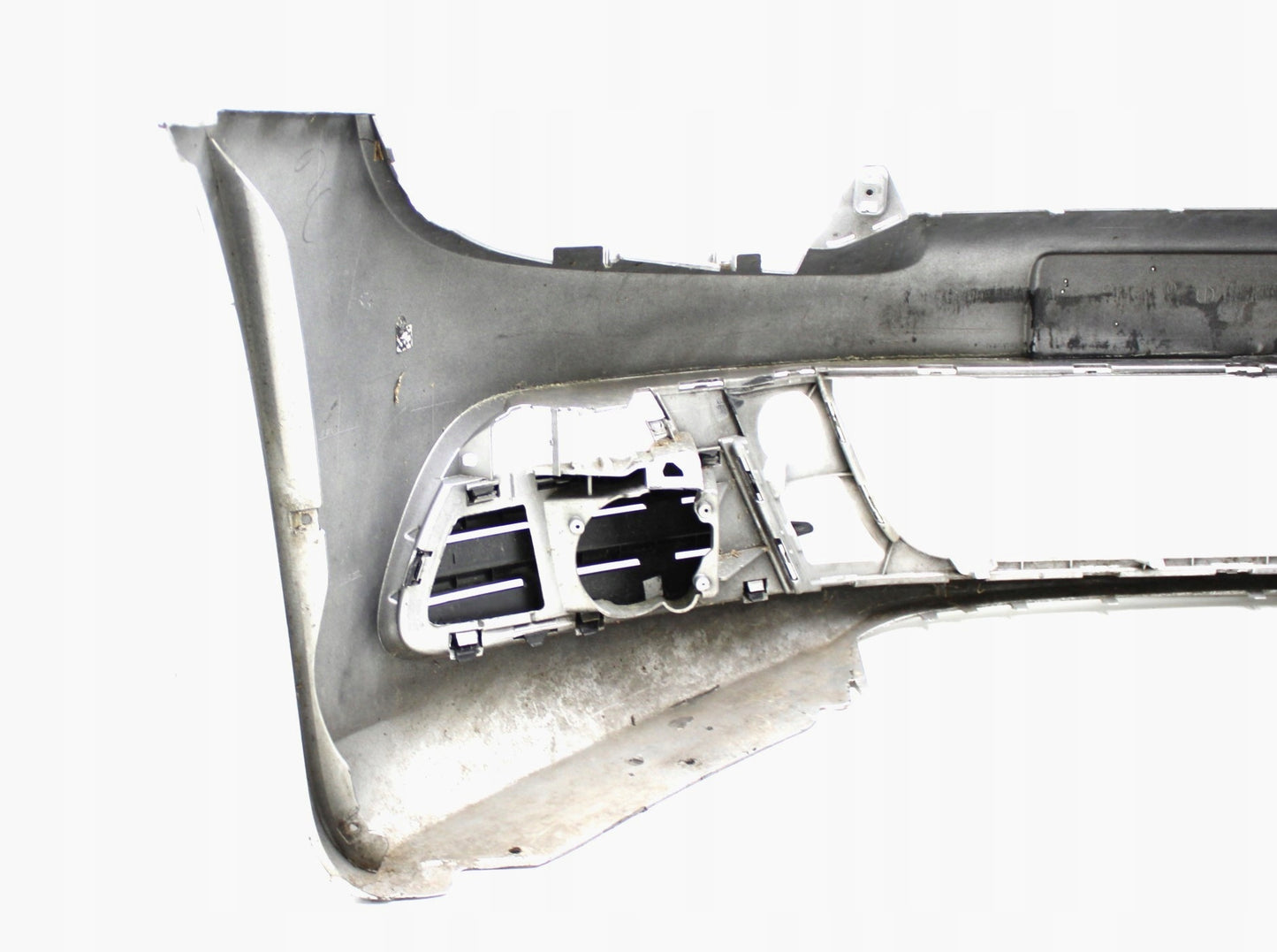 VW SCIROCCO 1K8 FRONT BUMPER ORIGINAL + GRILLE