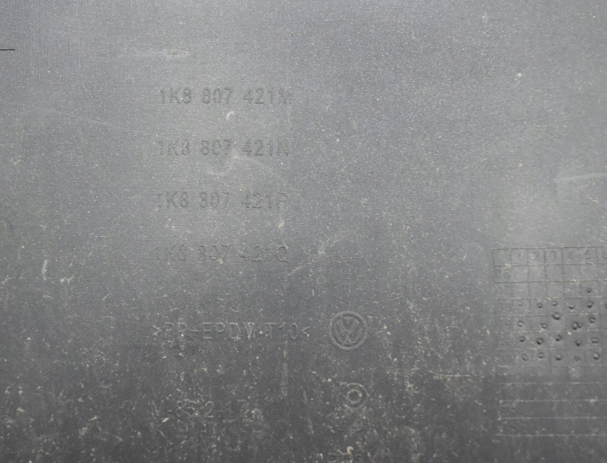 VW SCIROCCO 1K8 REAR BUMPER ORG