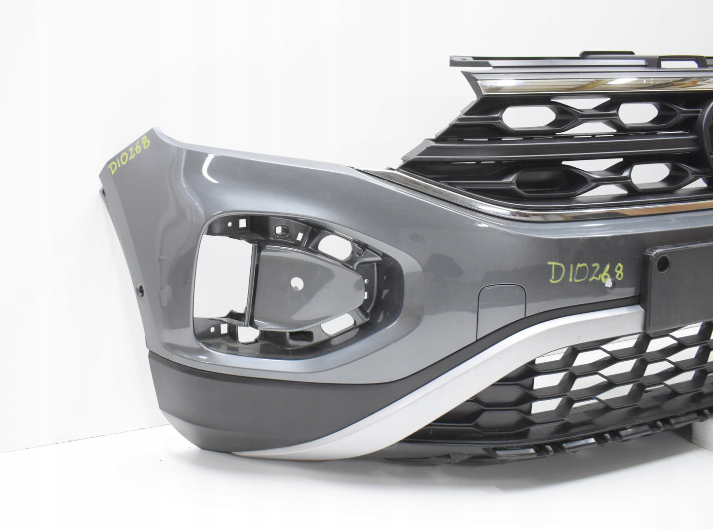 VW T ROC 2GA LIFT Front Bumper OEM + Grille + Grille Insert