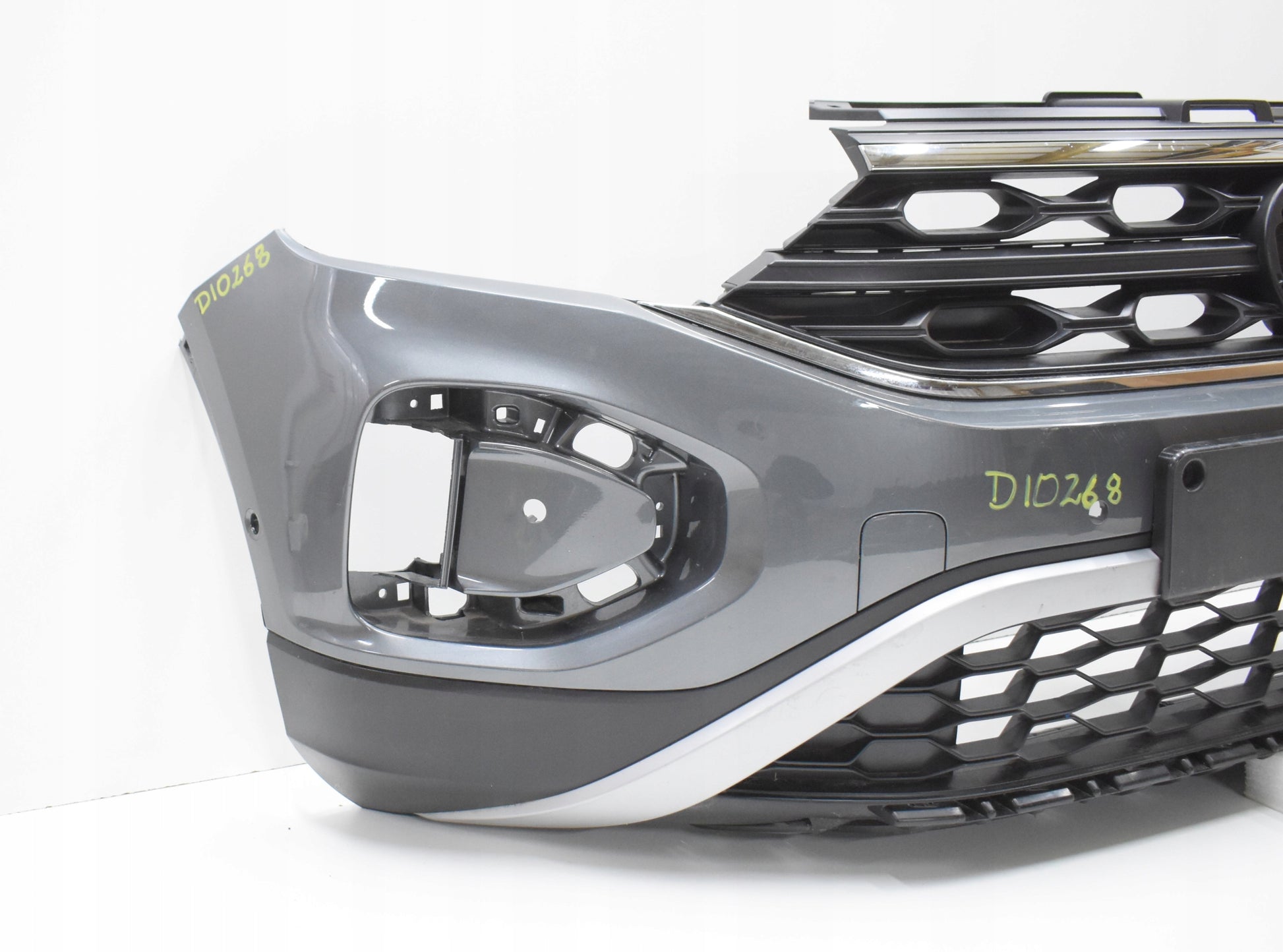 VW T ROC 2GA LIFT Front Bumper OEM + Grille + Grille Insert