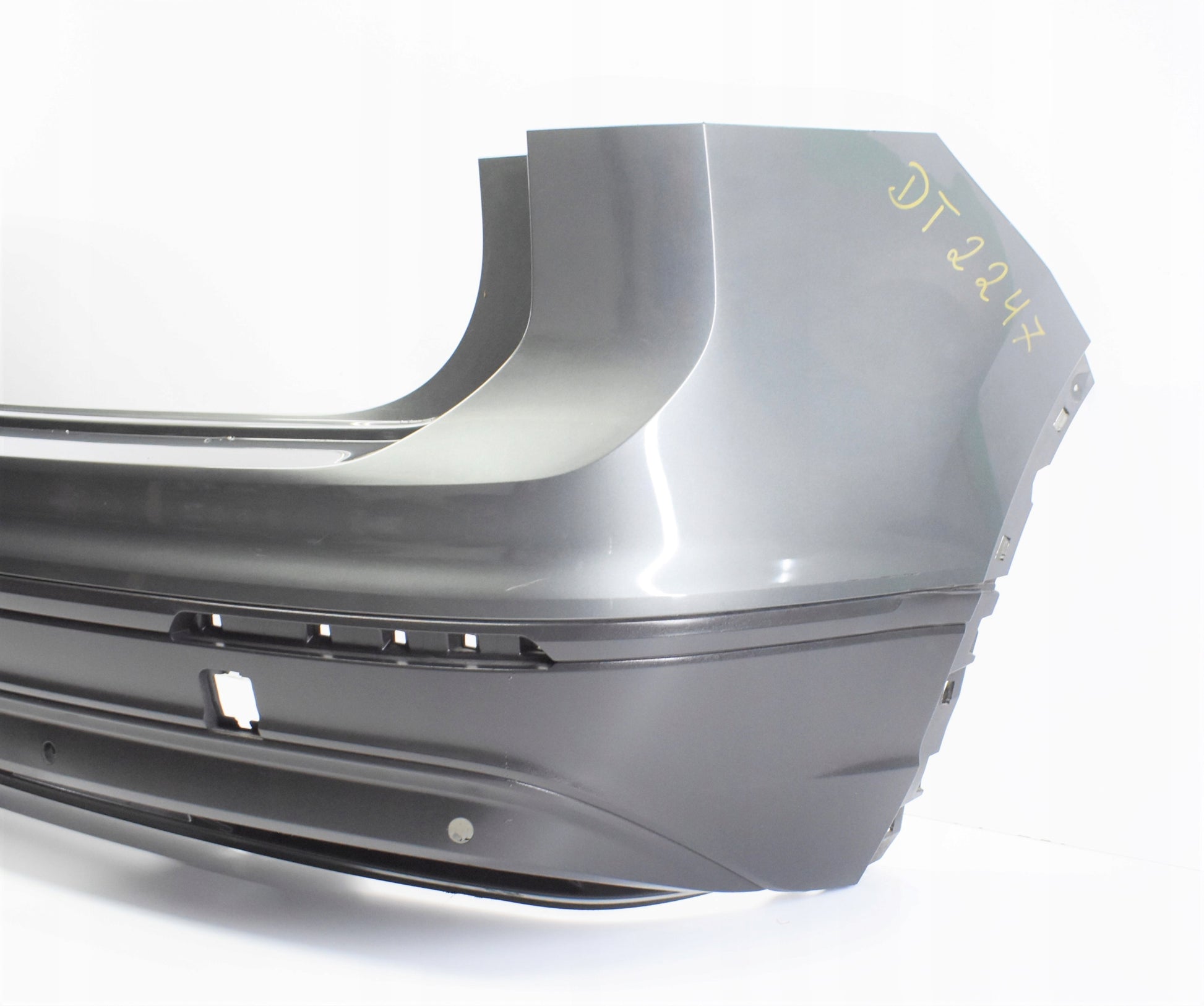 VW TIGUAN TIGUAN II 5NA REAR BUMPER EXCELLENT CONDITION ORG