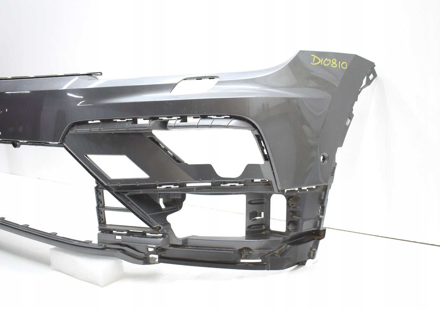 VW TIGUAN II 5NA R LINE FRONT BUMPER ORG