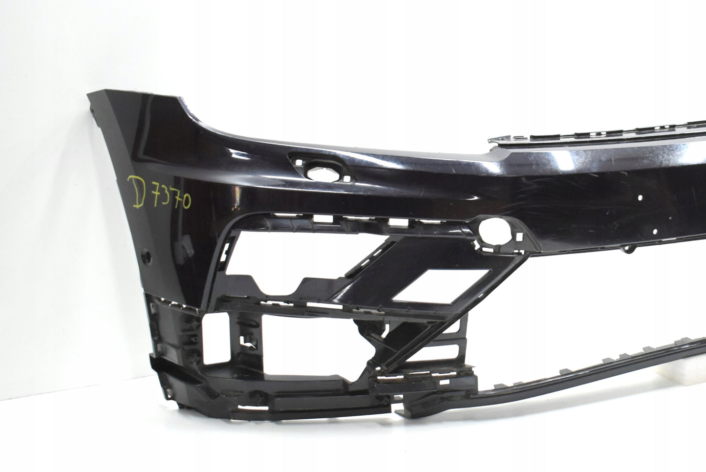 VW TIGUAN II 5NA R LINE FRONT BUMPER ORG
