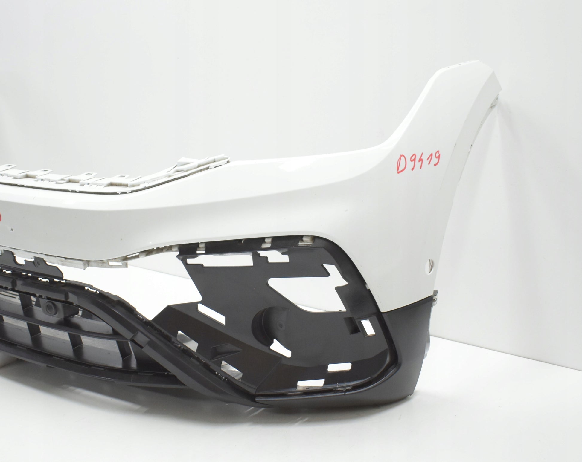 VW TIGUAN II LIFT 5NA R LINE FRONT BUMPER ORG