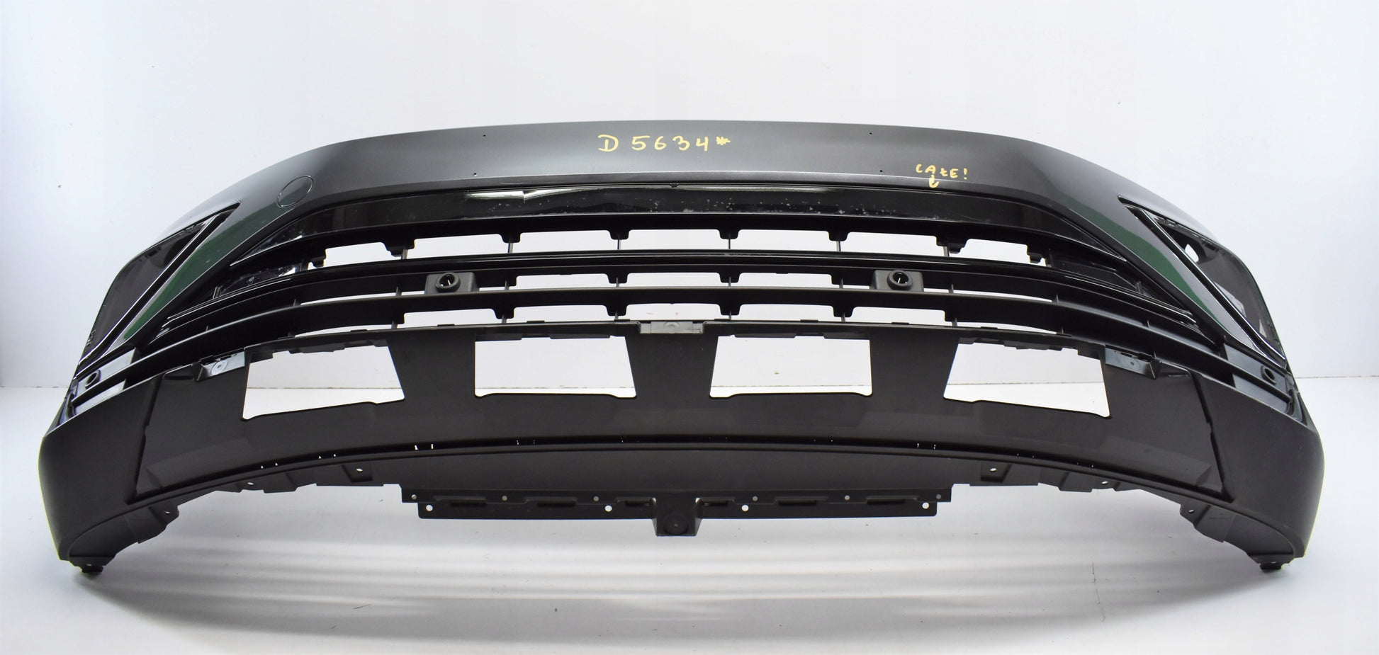 VW TIGUAN II LIFT 5NA FRONT BUMPER ORIGINAL
