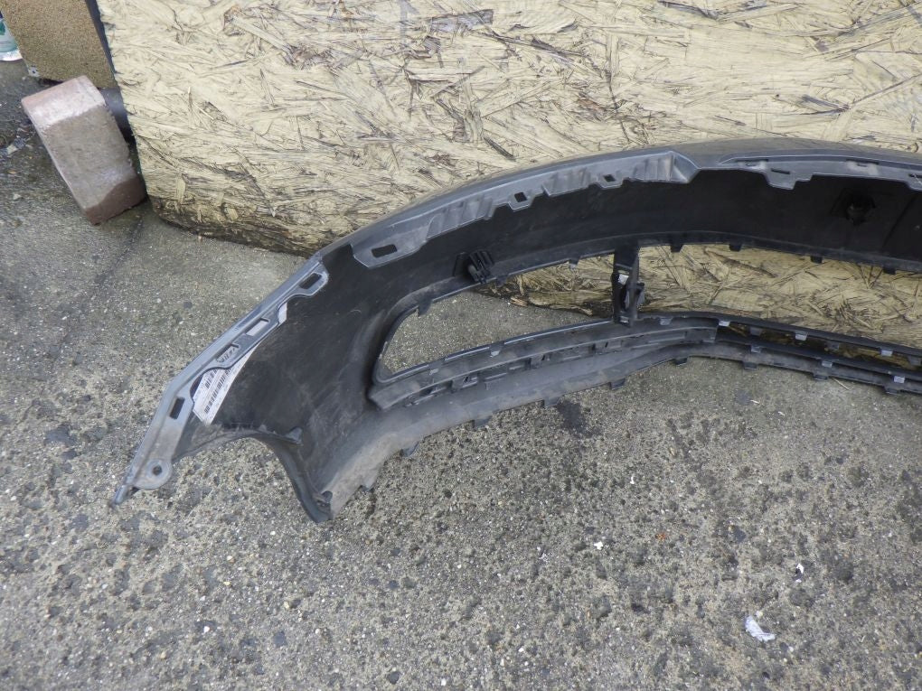 VW TOURAN 5TA 15- Front Bumper