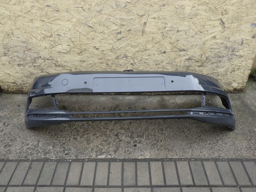 VW TOURAN 5TA 15- Front Bumper