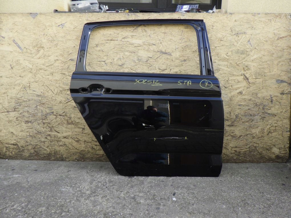 VW TOURAN II 5TA 15- Rear Right Door