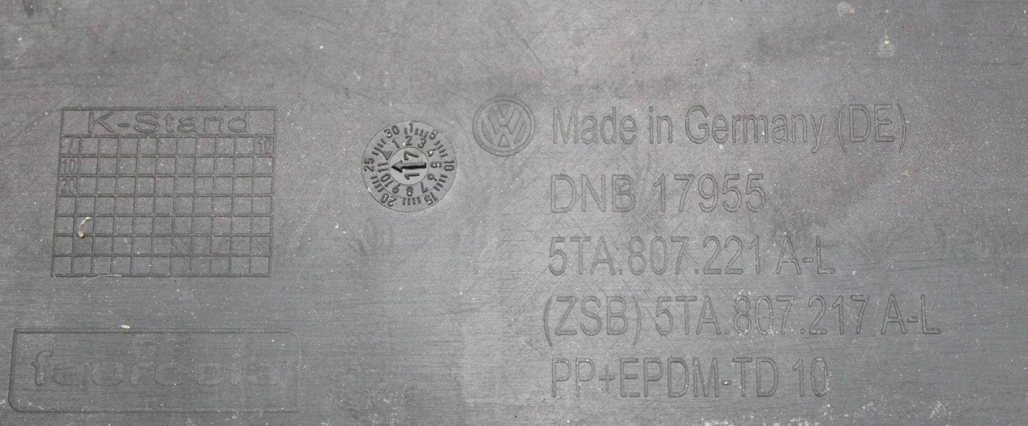 VW Touran II 5TA Front Bumper OEM + Grille + Vents