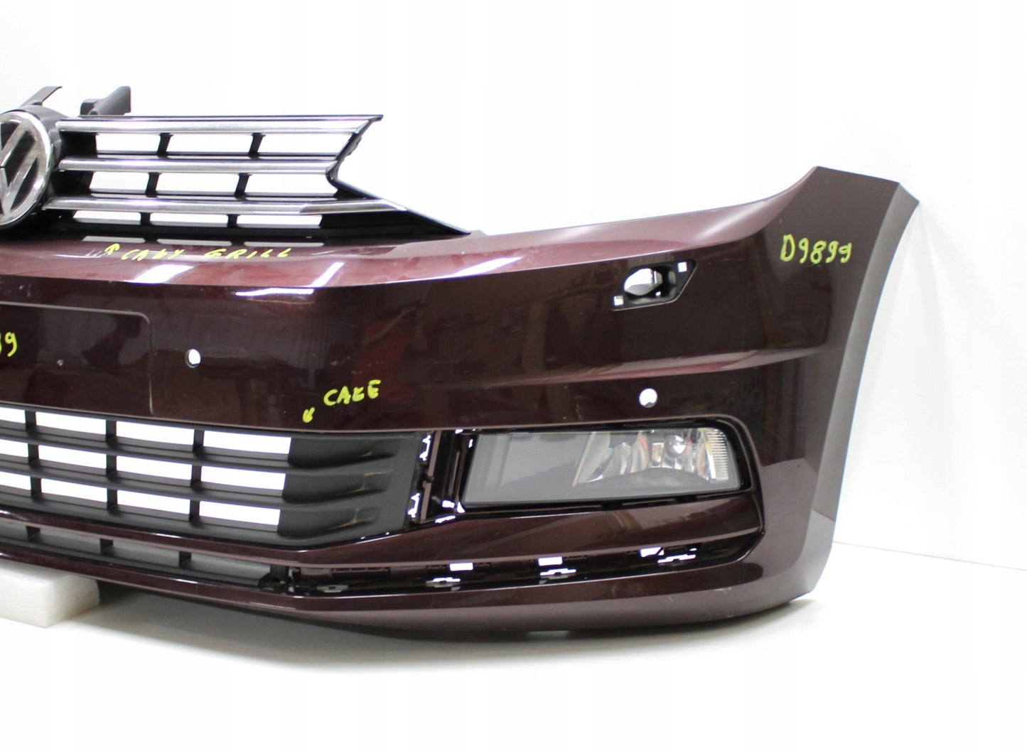 VW Touran II 5TA Front Bumper OEM + Grille + Vents