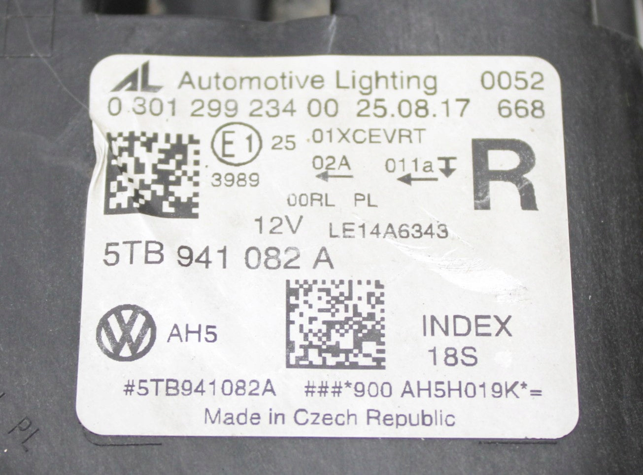 VW TOURAN III 5TA HEADLIGHT RIGHT FRONT FULL LED ORG EU 5TB941082A