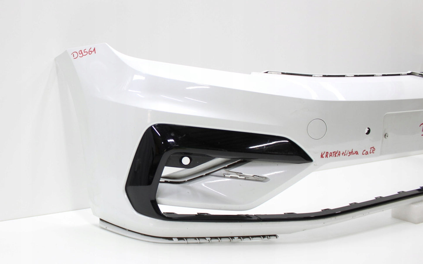 VW TOURAN III 5TA R LINE FRONT BUMPER ORG + CHROME