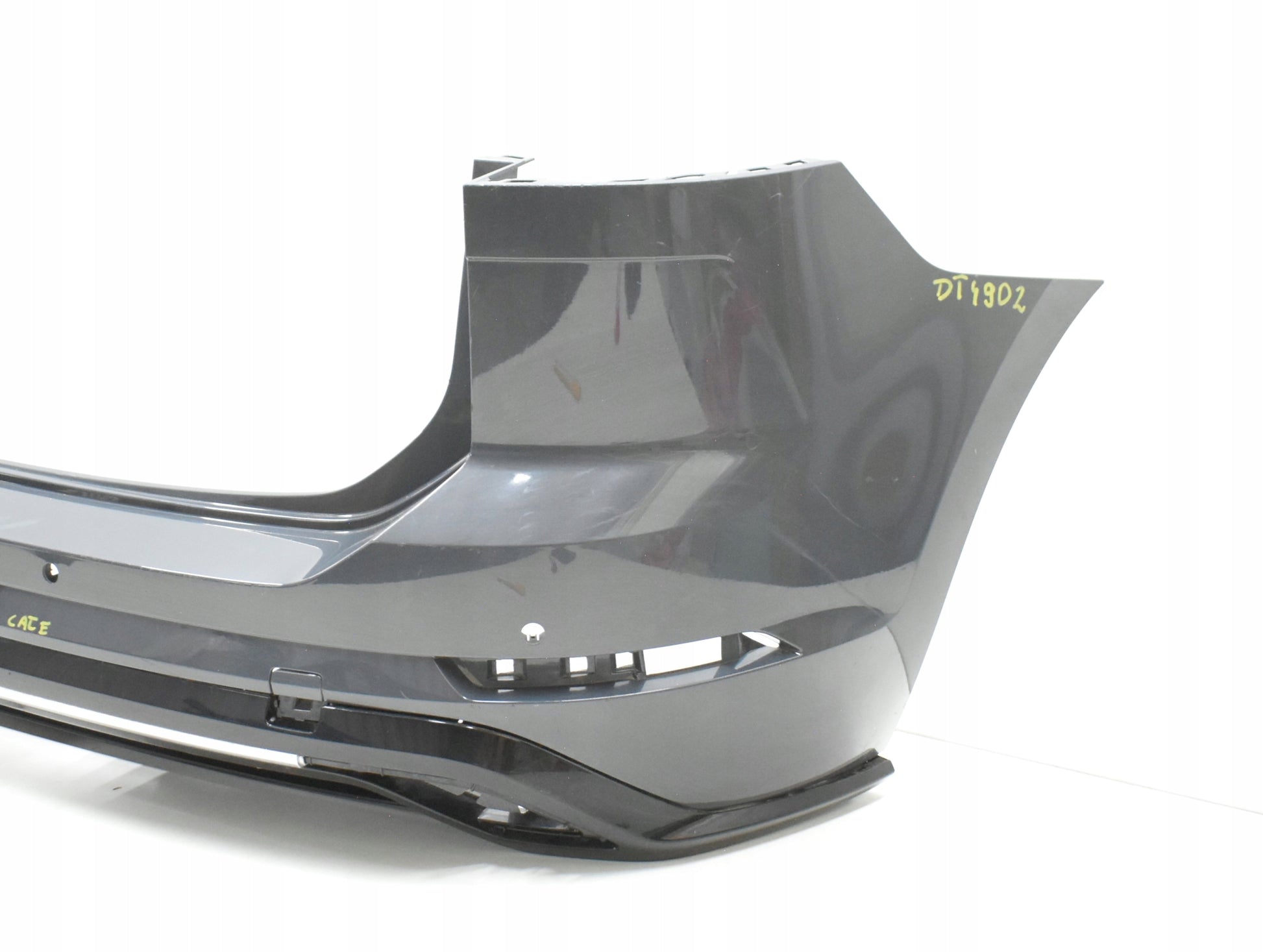 VW TOURAN III 5TA R LINE REAR BUMPER ORG + BOTTOM