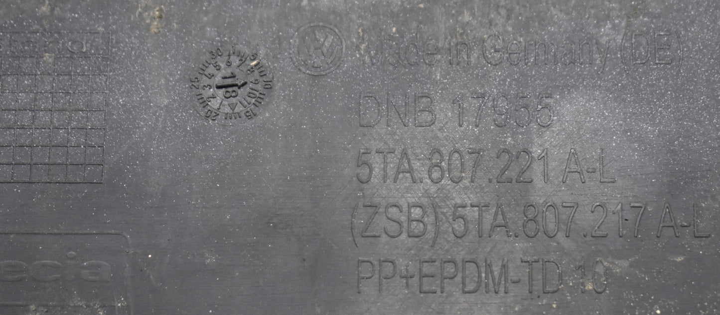 VW TOURAN III 5TA FRONT BUMPER ORG