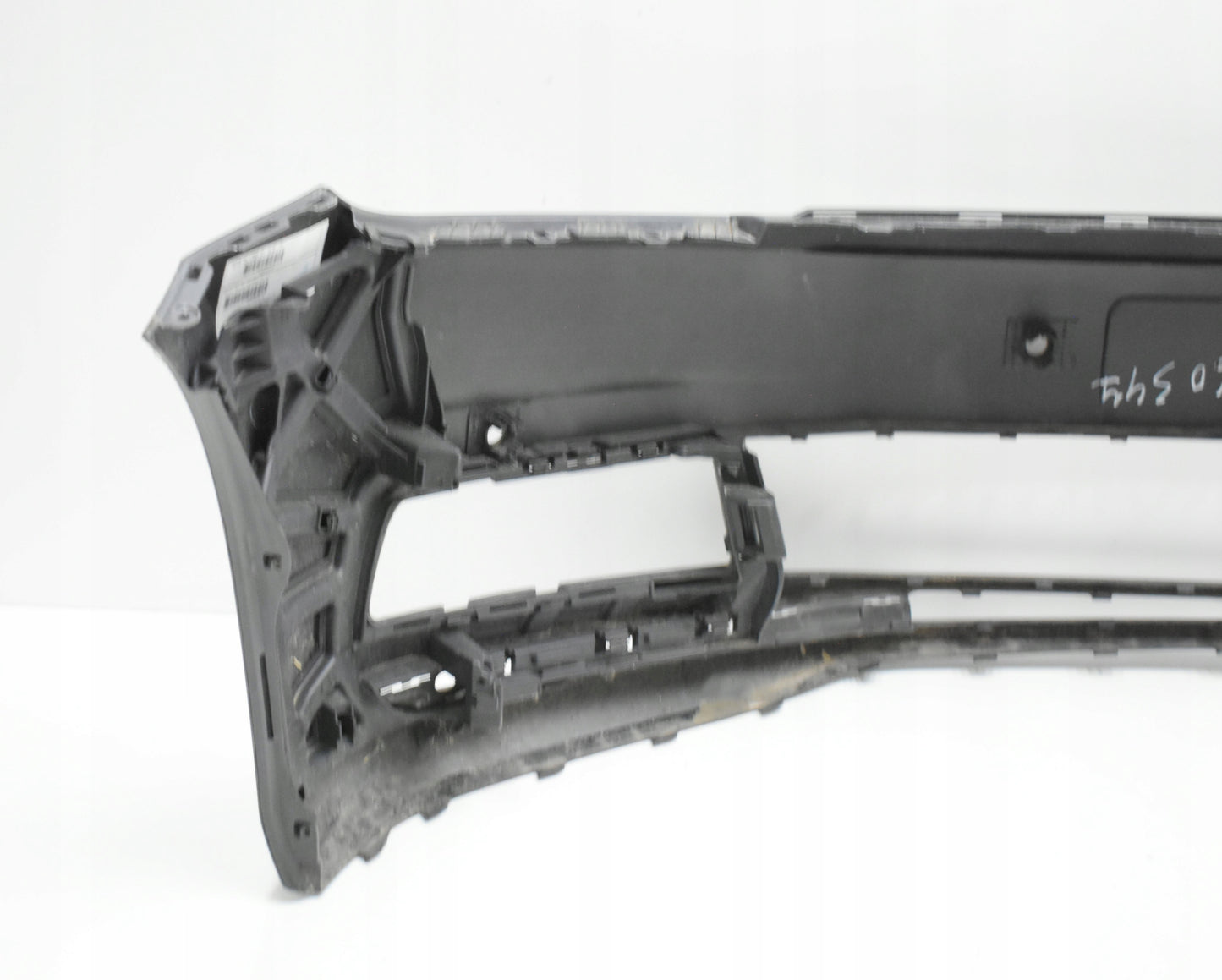 VW TOURAN III 5TA FRONT BUMPER ORG + REINFORCEMENT