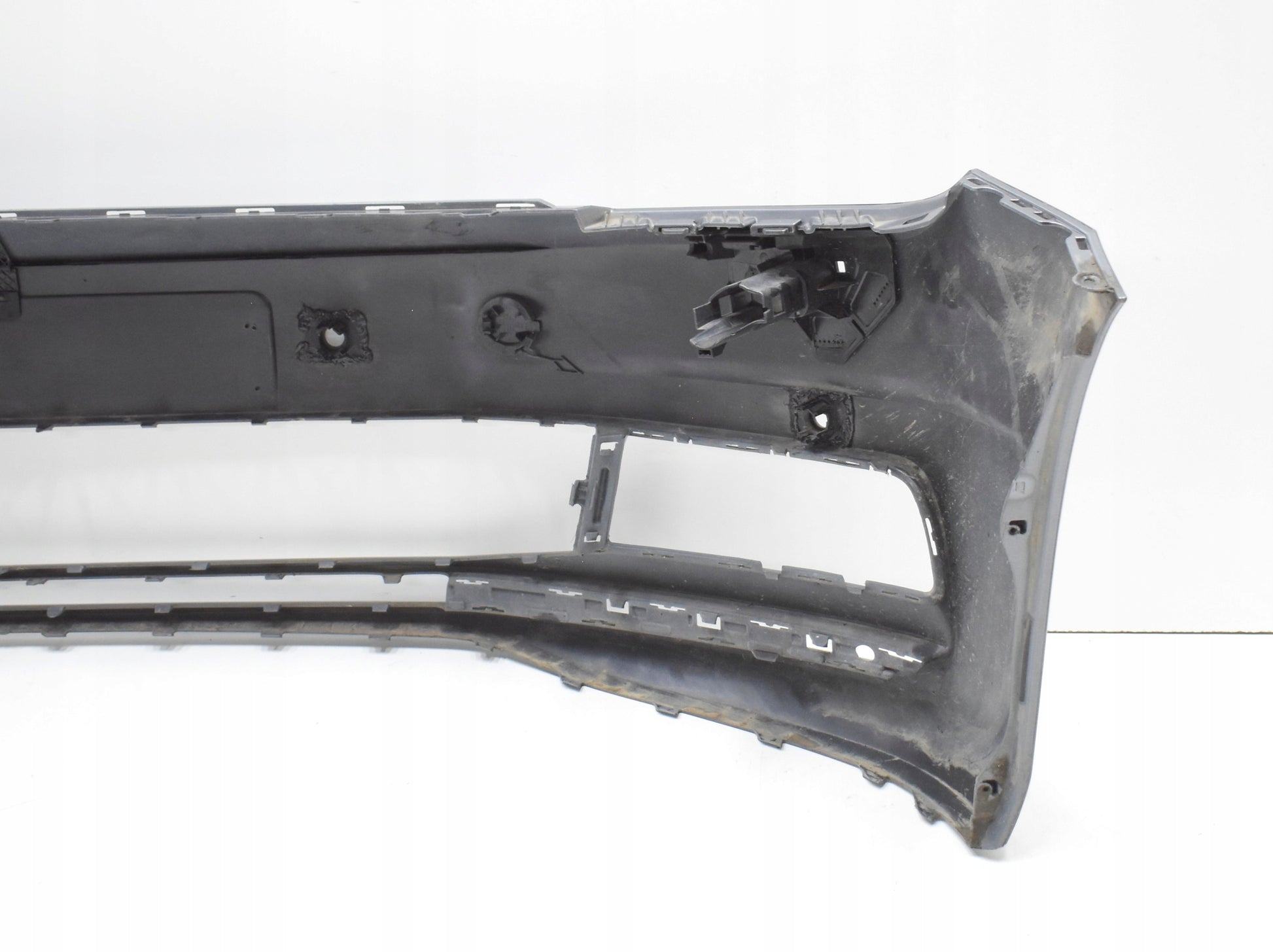 VW TOURAN III 5TA FRONT BUMPER ORG