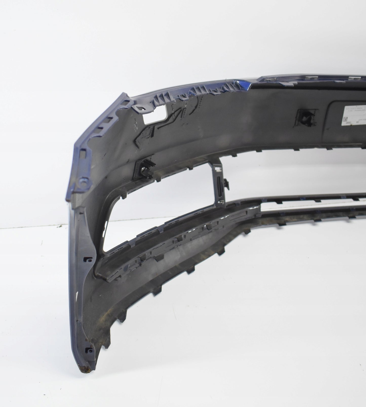 VW TOURAN III 5TA FRONT BUMPER EXCELLENT CONDITION