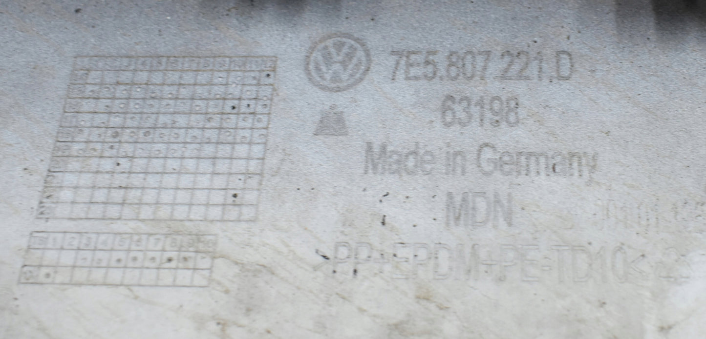 VW TRANSPORTER T6 MULTIVAN 7E5 FRONT BUMPER ORG + GRILLE