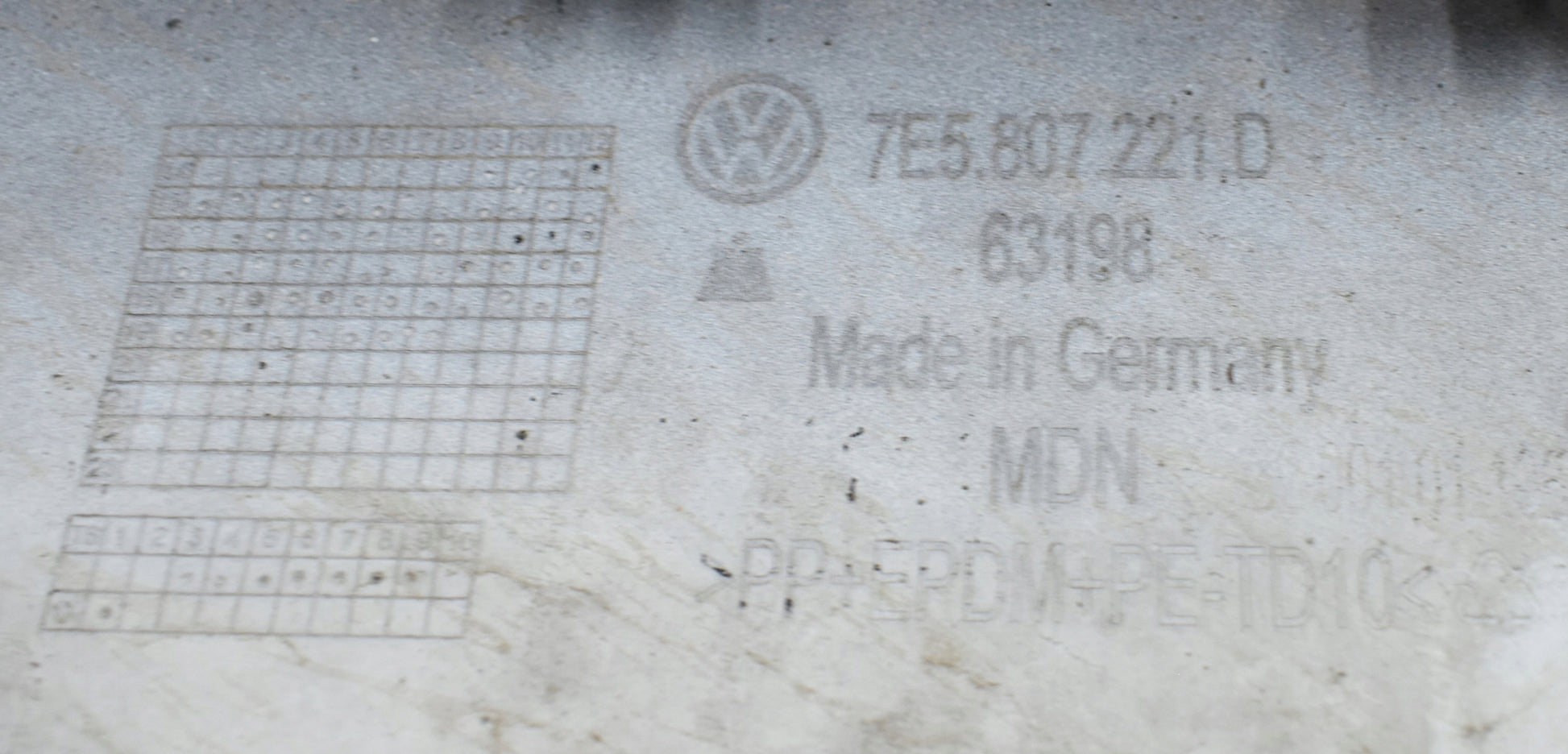 VW TRANSPORTER T6 MULTIVAN 7E5 FRONT BUMPER ORG + GRILLE