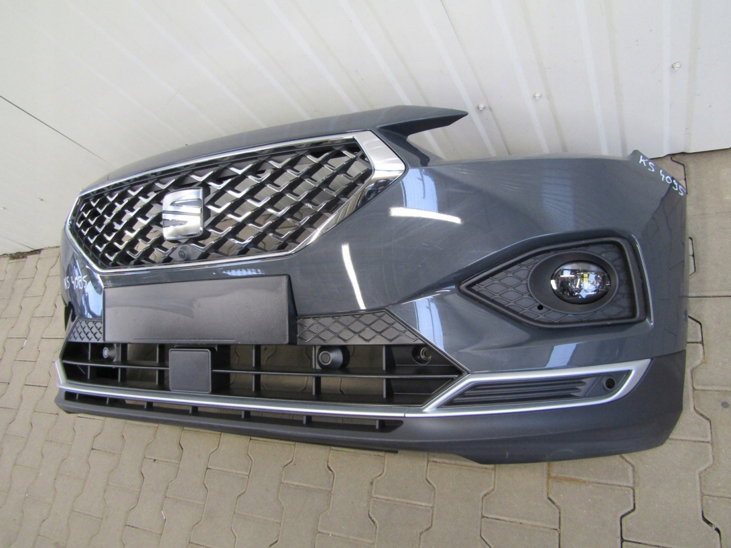 Front Bumper Seat Tarraco 5FJ 18- (Camera)