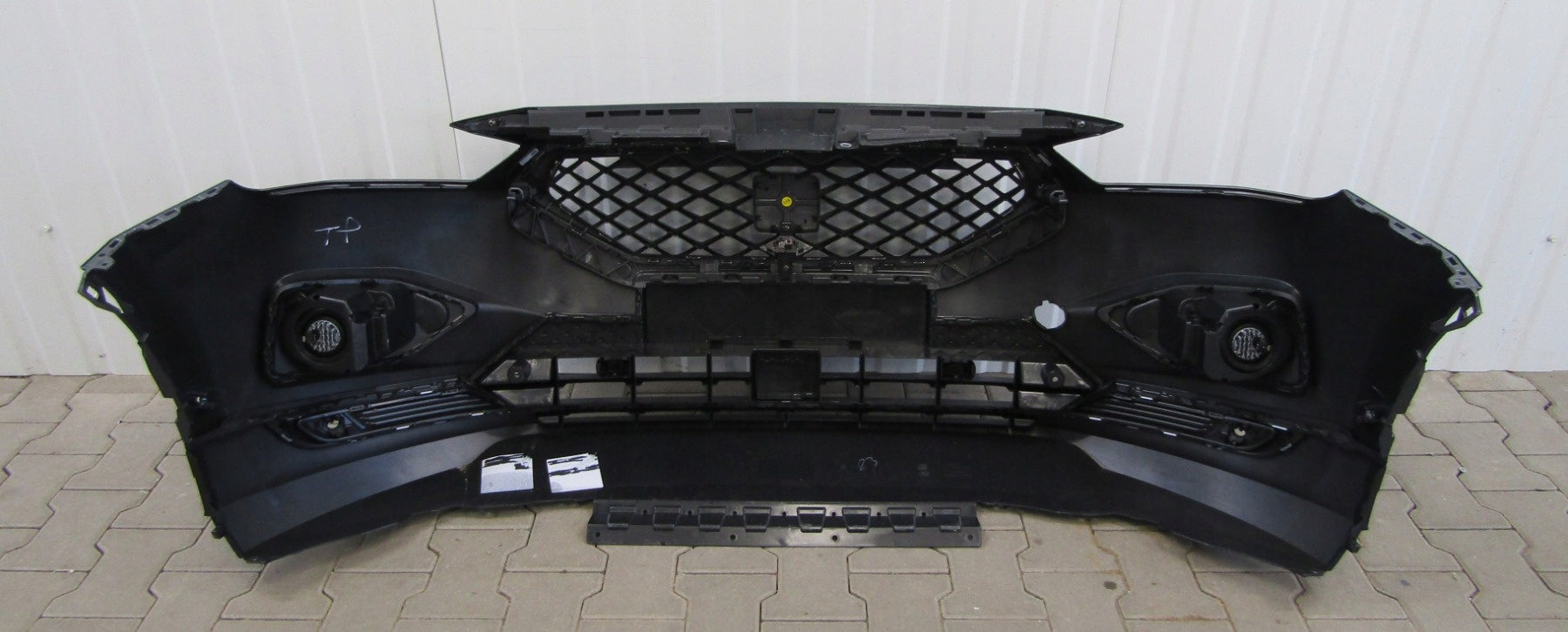 Front Bumper Seat Tarraco 5FJ 18- (Camera)