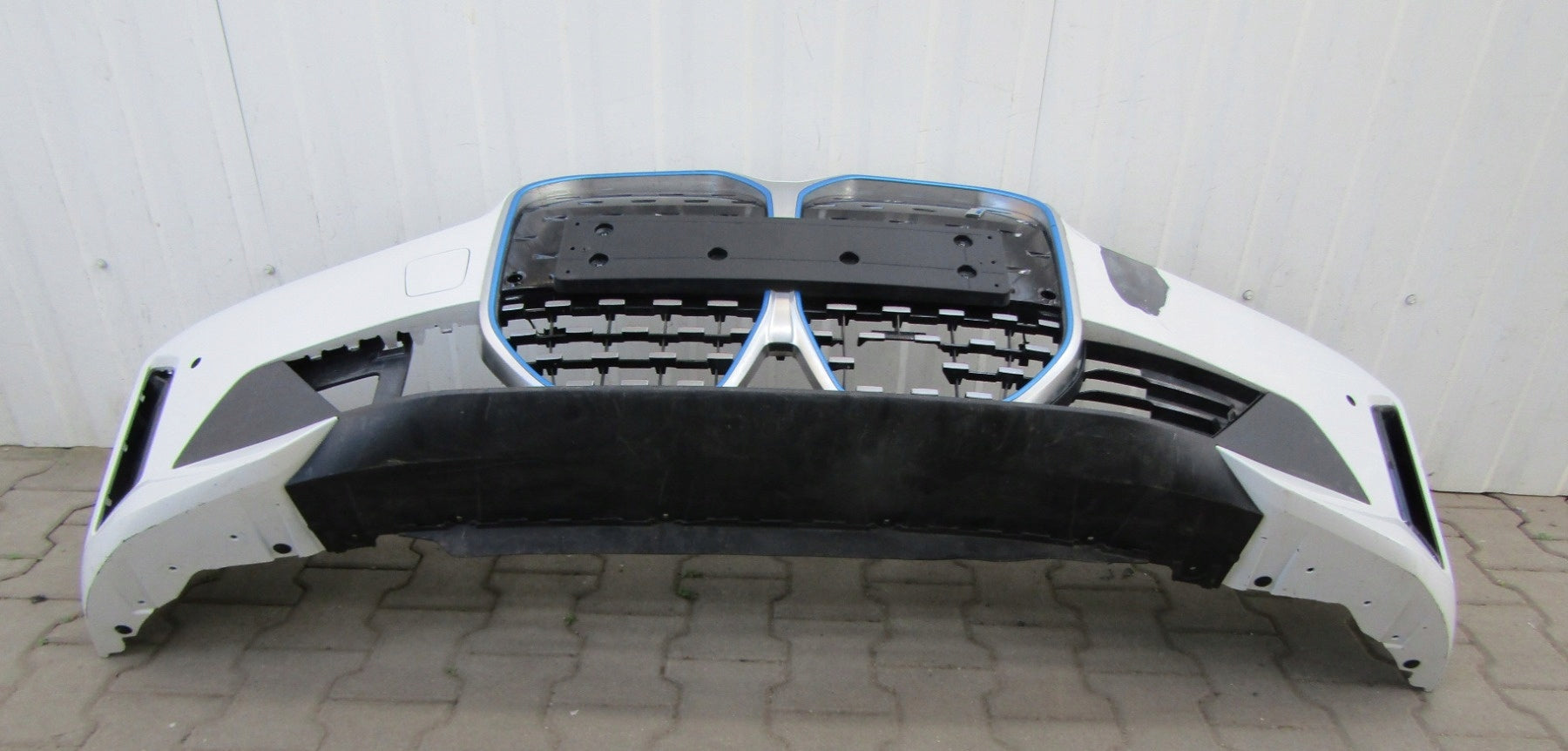Front Bumper BMW i4 G26 eDrive E 21- 6 PDC
