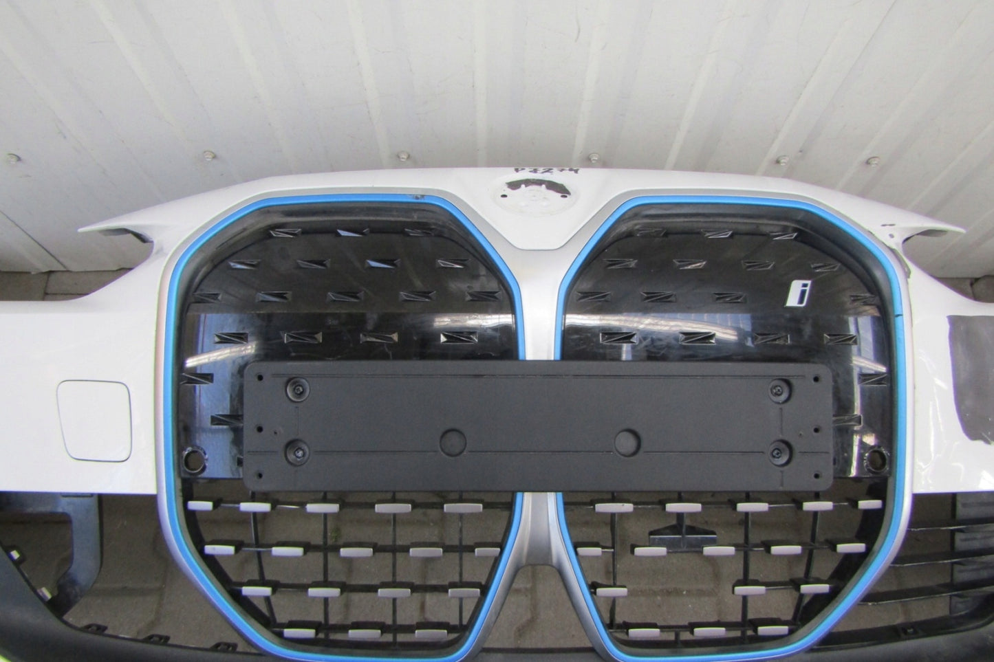 Front Bumper BMW i4 G26 eDrive E 21- 6 PDC