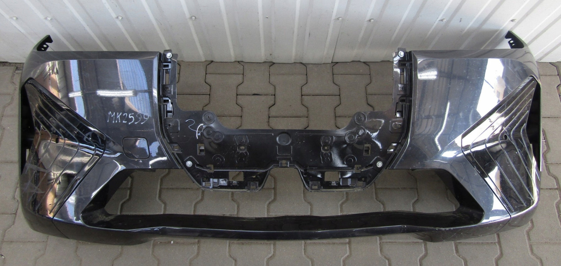 BMW iX I20 Front Bumper M Package 21-