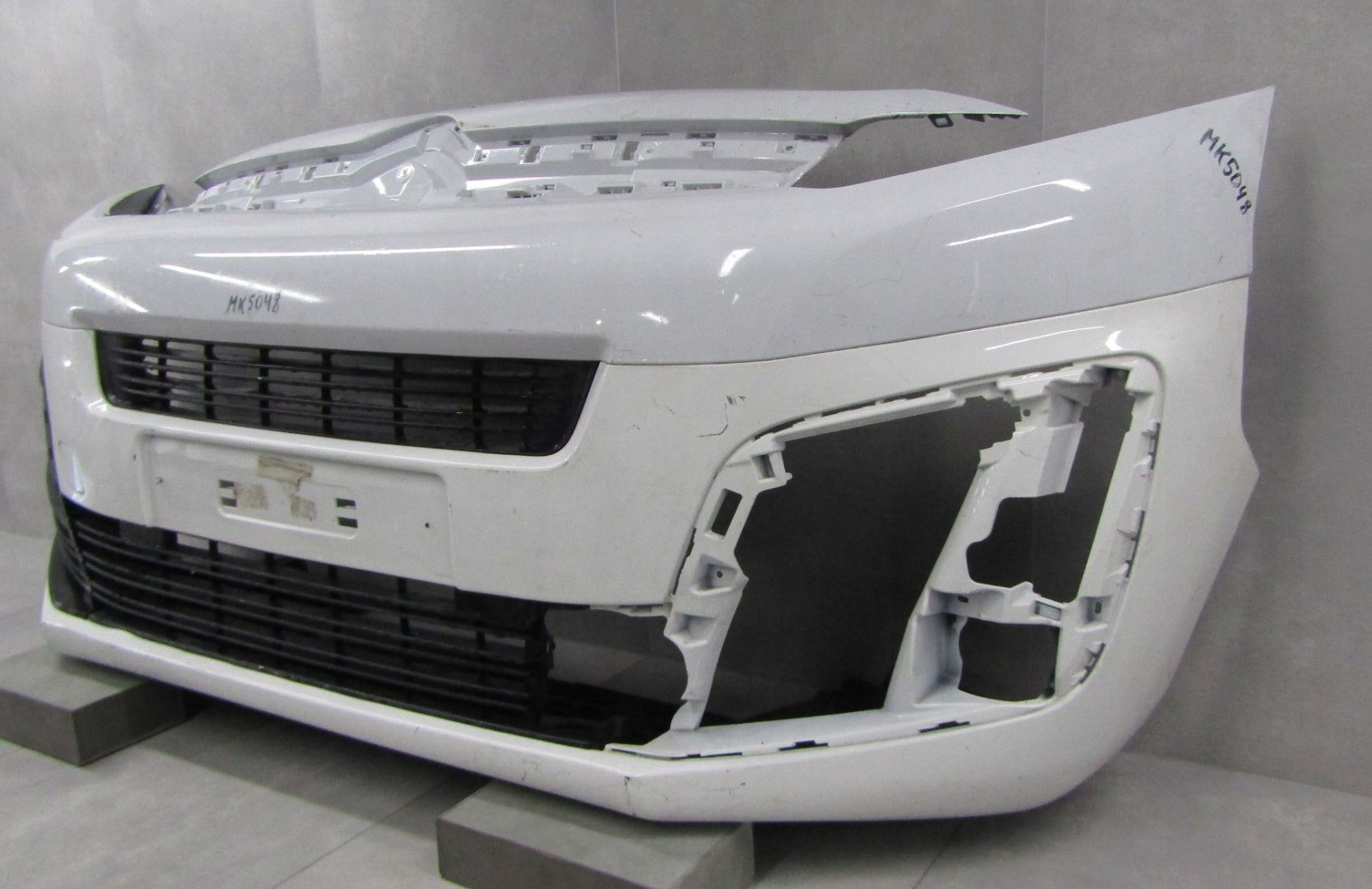 Citroen JUMPY SPACETOURER 3 III Front Bumper 16- (+ floor)