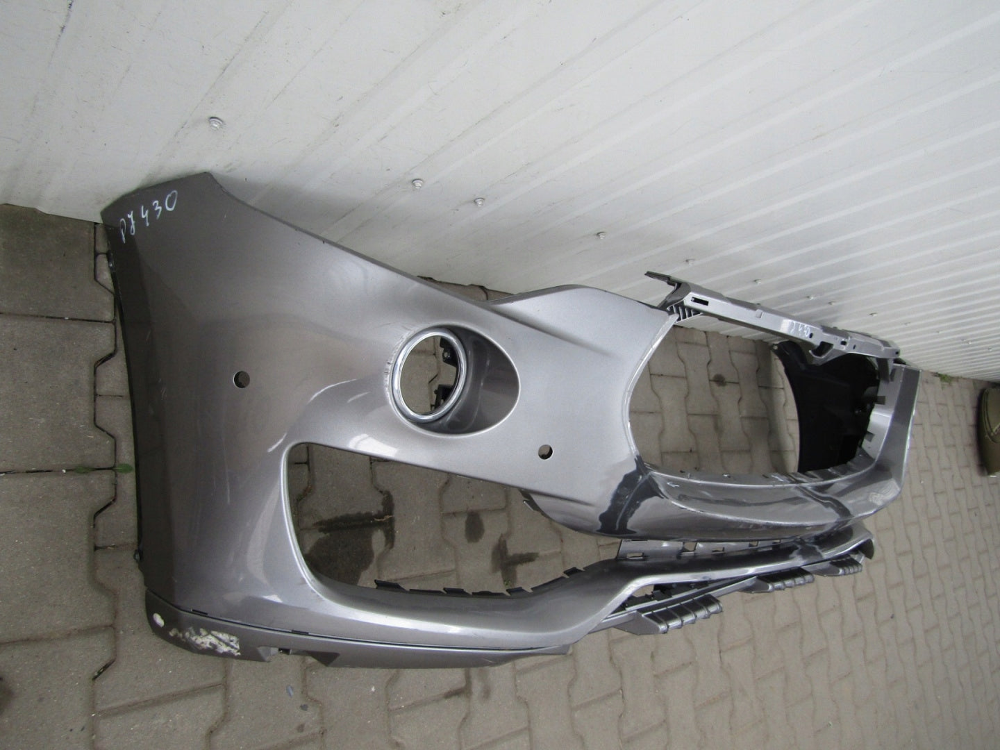 MASERATI LEVANTE 16- Front Bumper