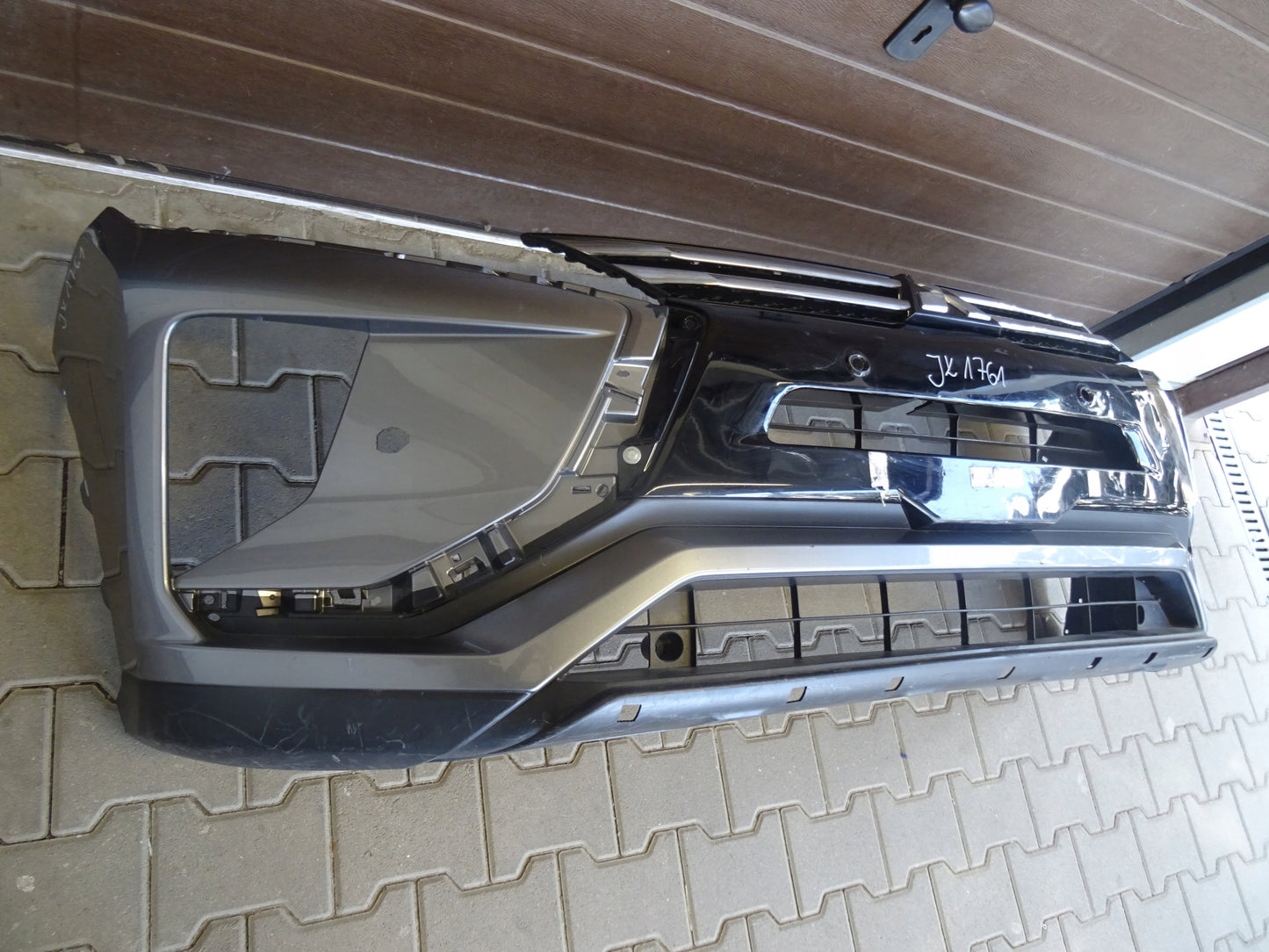 Mitsubishi Eclipse Cross 17- Front Bumper