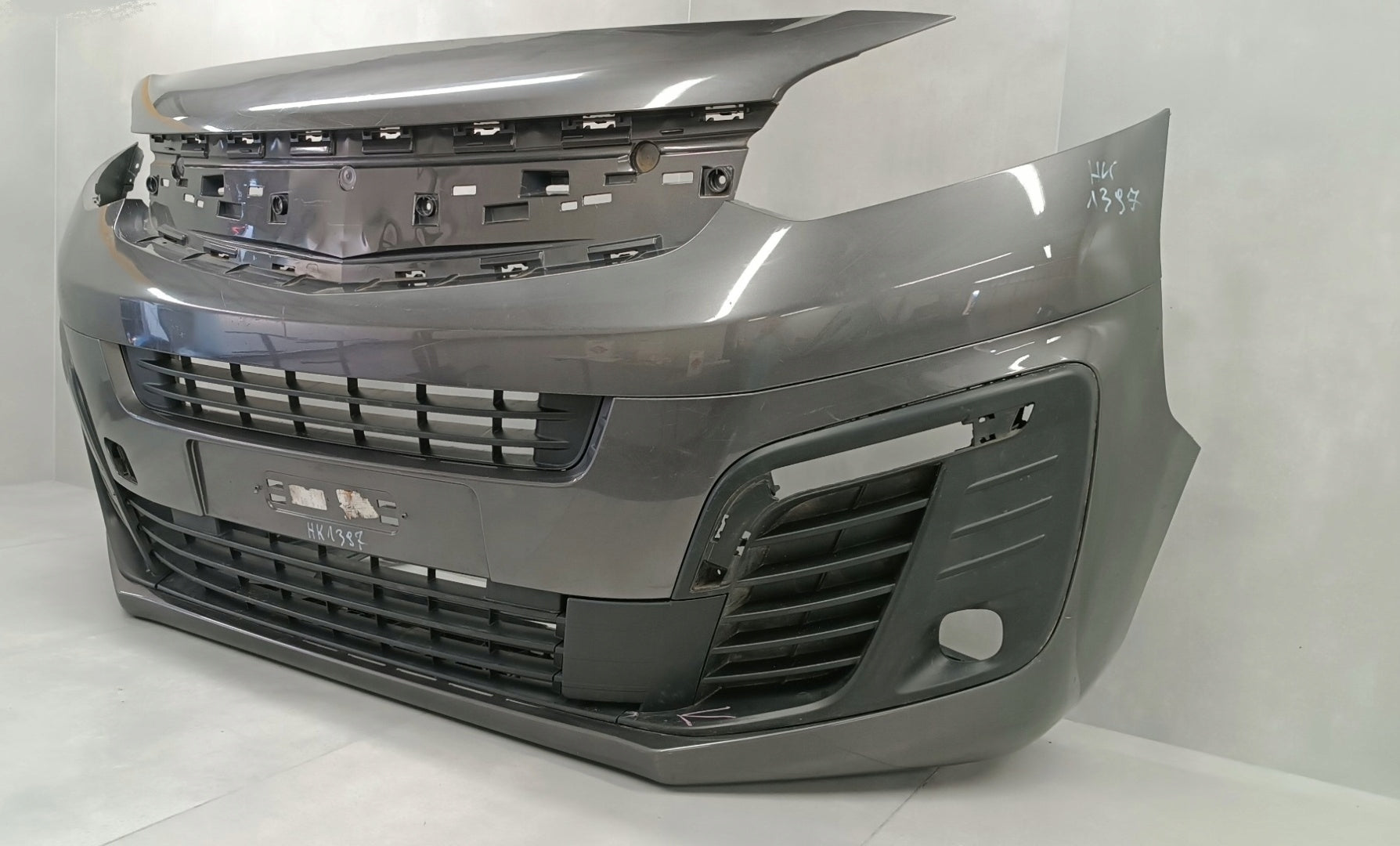 Opel Vivaro C 3rd Gen / Zafira D Front Bumper 19- / + Cover