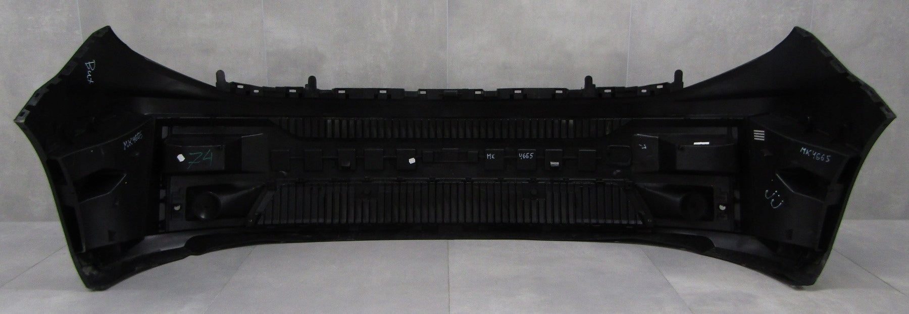 Front Bumper RENAULT MASTER IV 4 V 5 2024-