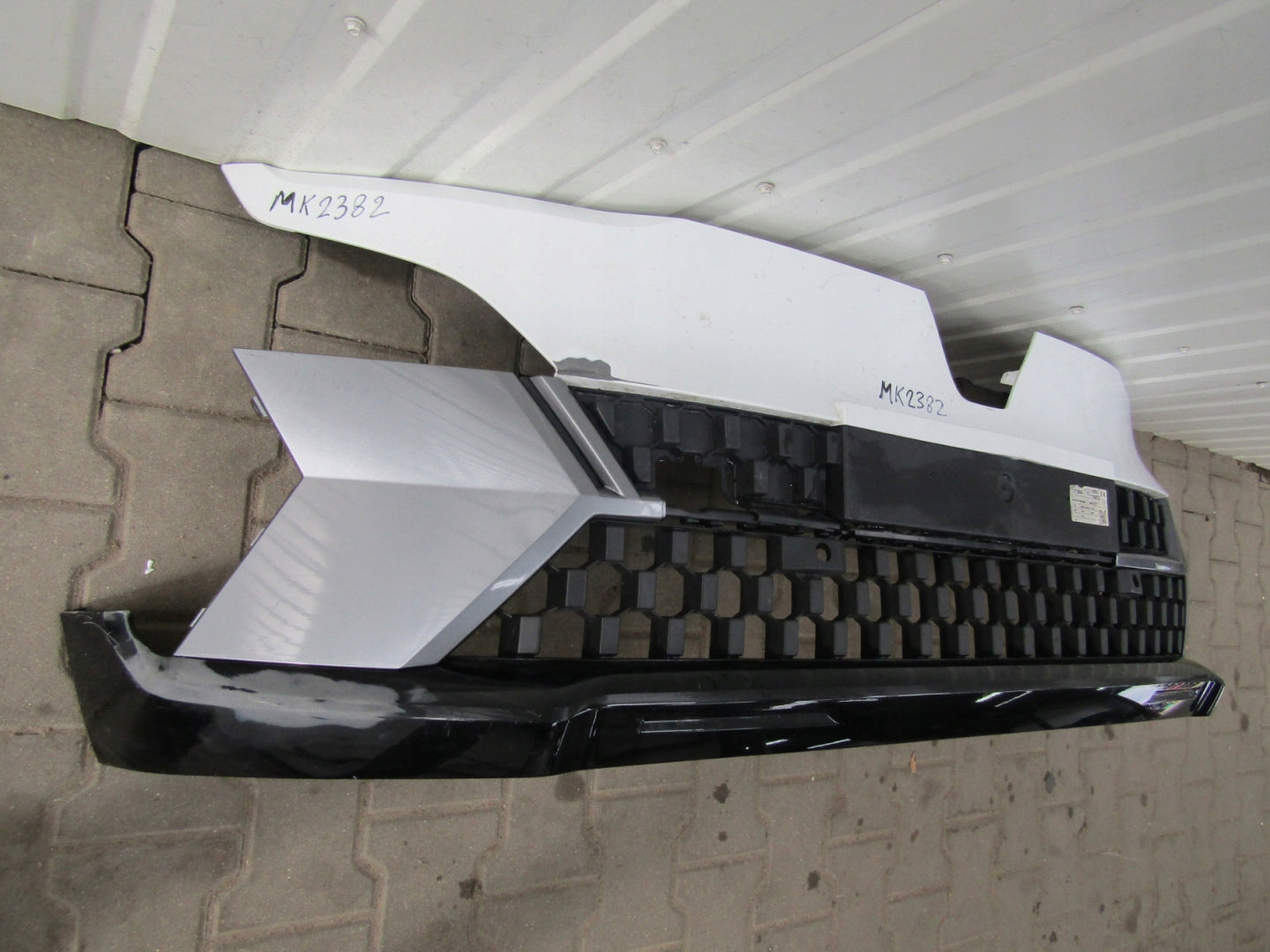 Front Bumper RENAULT MEGANE 5 E-TECH 22-